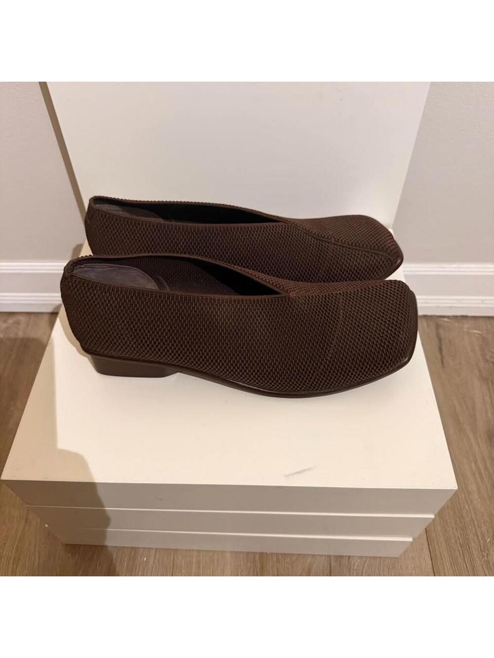 San Miguel Brand New Stretch Knit Slip on Brown Shoes Low Heel Women's Size 8.5